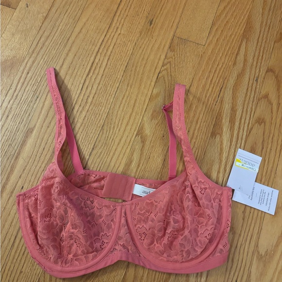 Auden Coral Lace Underwire Bra - Picture 4 of 4